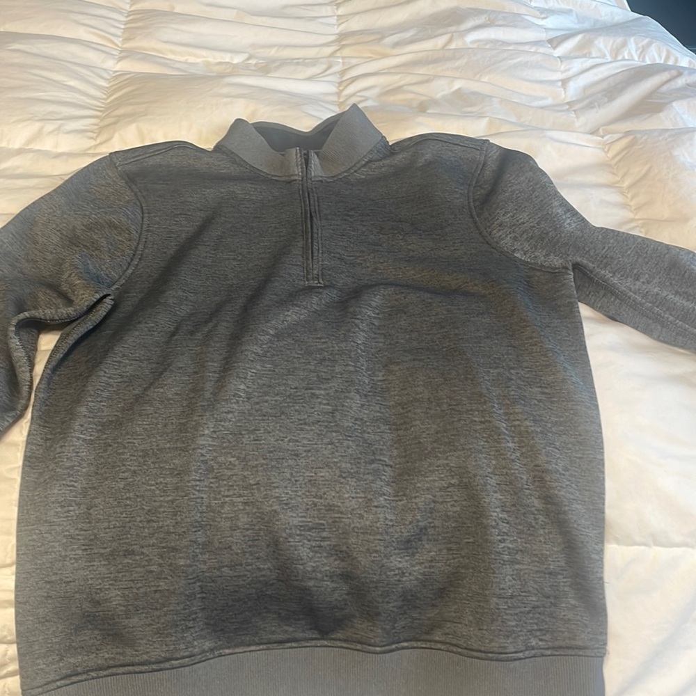 Under Armour Sweater